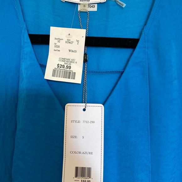 Teal Sleeveless Blouse - Picture 2 of 3